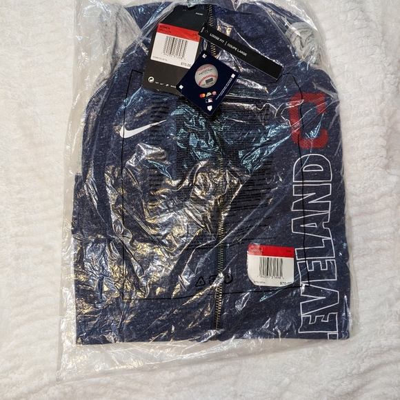 NWT Cleveland Indians Nike Women's Zip Up Hoodie - small - Picture 3 of 4